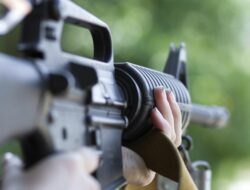 Polisi Tembak Seorang Penambang di Maluku hingga Tewas
