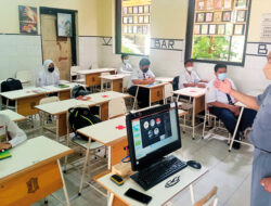 Wali Kota Surabaya Hentikan Sementara PTM 100 Persen Akibat Omicron Terus Melonjak