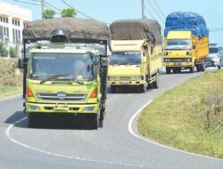 Mobil Truk Angkutan Barang Dilarang Melintasi Jalur Mudik di Lampung
