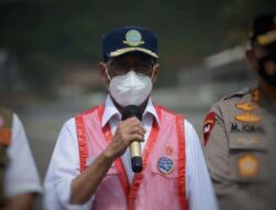 Menhub: Macet saat Mudik di Gerbang Lebih dari 1 Km, Tarif Tol Digratiskan