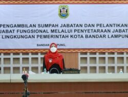 Walikota Bandar Lampung Memberi Sambutan Pada Acara Pelantikan Pejabat Fungsional Dilingkungan Pemerintah Kota Bandar Lampung