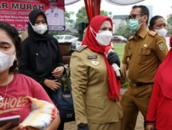 Walikota Bandar Lampung Kembali Meninjau Pelaksanaan Kegiatan Pasar Murah