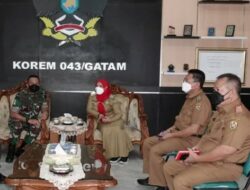 Walikota Bandar Lampung Menghadiri Penyerahan Hibah Bangunan Olahraga Korem 043/Gatam Oleh Pemerintah Kota Bandar Lampung