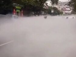 Heboh ! Kepulan Gas CO² Penuhi Ruas Jalan Raya Cimone Tangerang