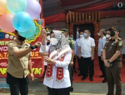 Galakkan Pembangunan Ekonomi Rakyat, Bupati Dewi Handajani Resmikan Pasar Talangpadang