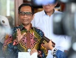 Komisi III DPR Minta Mahfud Bongkar Soal ‘Kerajaan Sambo’: Semua Jenderal Diproses