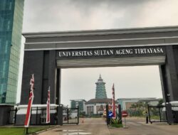 Viral ! Mahasiswa Baru Dijemur dari Jam 12 Siang Sampai Jam 5 Sore Hingga Pingsan dan Muntah, BEM Untirta Minta Maaf