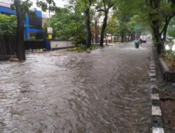 Sejumlah Ruas Jalan Kota Bandung Tergenang Banjir, Akibat Diguyur Hujan Deras
