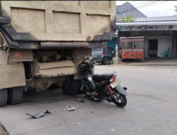 Duar! Motor Seruduk Truk di Lamsel Sebabkan Korban Bersimbah Darah, Masih Hidup?
