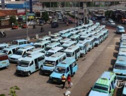 Tarif Angkot Naik 20 Persen Jadi Rp6.000, Sudah Disetujui Dishub DKI