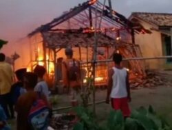Korsleting Listrik, Rumah Milik Pasangan Lansia di Lamsel Terbakar Habis!