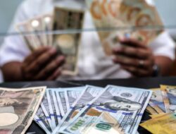 Nilai Tukar Rupiah Melemah Hingga Tembus Level Rp 15.700 per Dollar AS