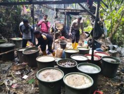 Polisi Sita 2 Ton Miras Saat Gerebek Pabrik Miras Tradisional Dalam Hutan