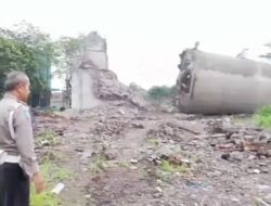 Cerobong Power Plant Setinggi 80 Meter di Bandung Dirobohkan: Lukai Warga, Rusak Rumah