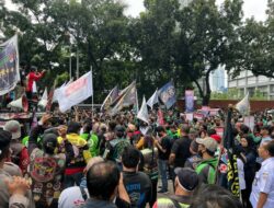 Tolak Wacana Aturan ERP Atau Jalan Berbayar, Pasukan Ojol Geruduk Kantor DPRD DKI