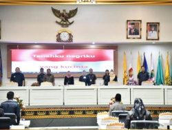Mingrum Gumay Pimpin Rapat Paripurna DPRD Provinsi Lampung