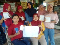 Gelapkan Bantuan PIP, Puluhan Wali Murid Minta Bupati Lampung Selatan Pecat Kepsek SDN 1 Talang Jawa