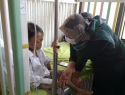 Respon Cepat !! Kemensos RI Melalui STIS Bogor Kunjungi Romiolloh Pengidap Penyakit Thalasemia di RSUD Bob Bazar Kalianda