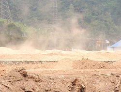 Lapor Pak Presiden Jokowi !! Warga Sebalang Hanya Menghisap Debu Limbah Batu Bara PLTU, CSR Mengalir Kemana…?