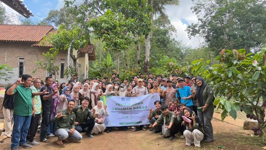 Pengendalian Hama Dan Penyakit, Panen Dan Pasca Panen Kakao Di Desa Wiyono Kecamatan Gedong Tataan Kabupaten Pesawaran